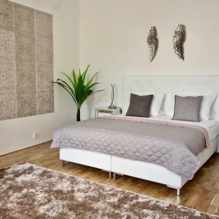 Apartman No1 Style & Design Xxl Centre *